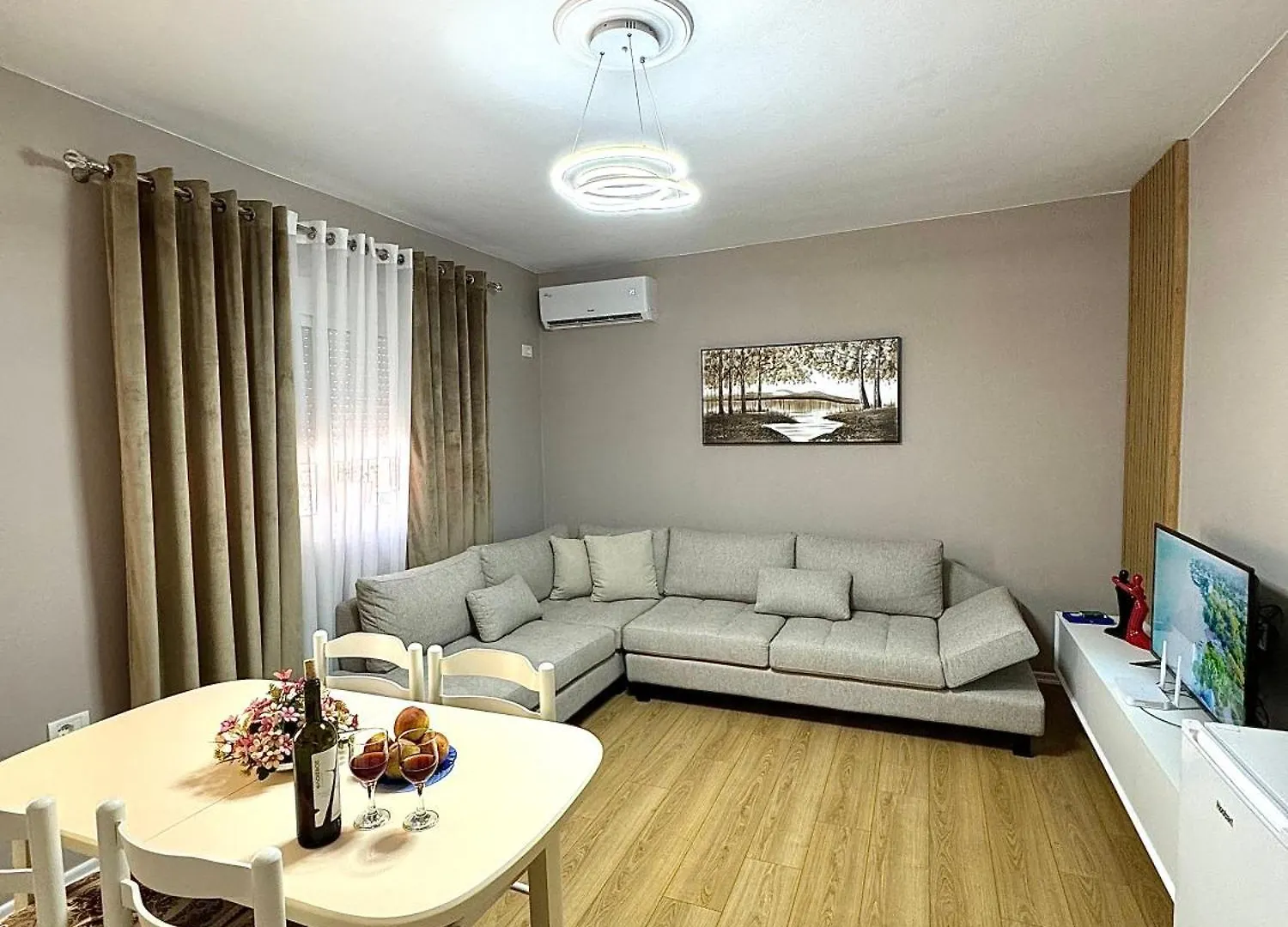 Apartment Nefis Apartament Berat